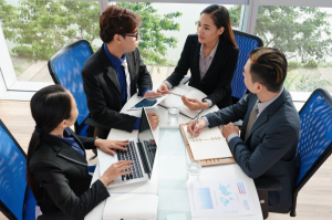 quản lý tri thức doanh nghiệp, AI quản lý dữ liệu nội bộ, ứng dụng AI trong doanh nghiệp, hệ thống tri thức doanh nghiệp